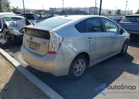2011 Toyota Prius Two z USA, uszkodzony, nr VIN JTDKN3DU4B0286365